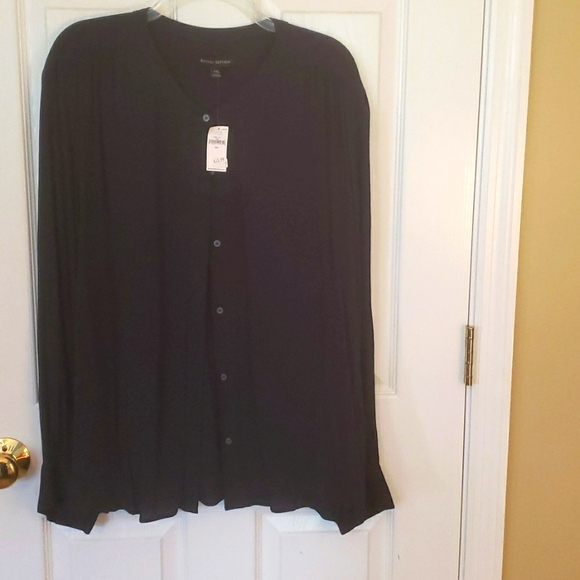 Banana Republic Navy Blue Blouse NWT - Picture 1 of 8